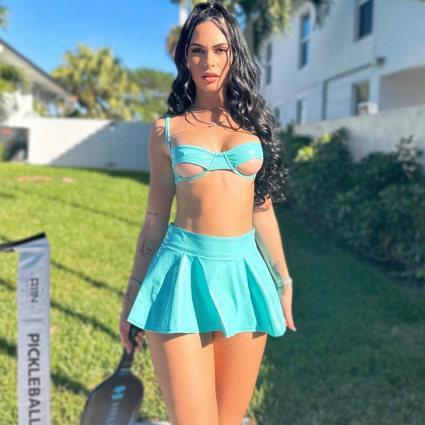 Instagram Model Isadora With Which You Can Fly To Another Country 